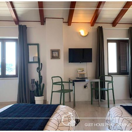 Guest House Pina Rovinj Exterior photo